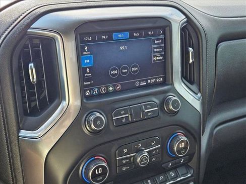 Used 2020 Chevrolet Silverado 1500 LT w/ Texas Edition AWD/4WD image 11