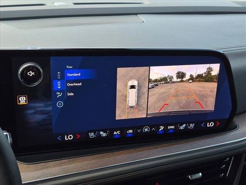 Used 2026 Chevrolet Suburban High Country RWD image 12