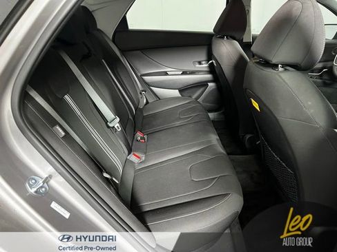 Used 2025 Hyundai Elantra SEL FWD image 20
