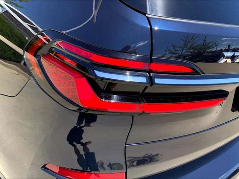 Certified 2023 BMW X7 M60i w/ Executive Package AWD/4WD image 27