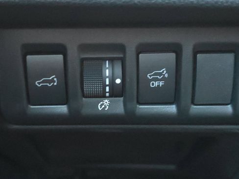 Used 2025 Subaru Outback Onyx Edition image 41