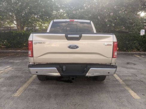 Used 2017 Ford F150 XLT w/ Equipment Group 302A Luxury AWD/4WD image 7