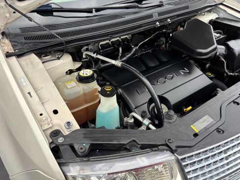 Used 2007 Lincoln MKX 2WD image 29