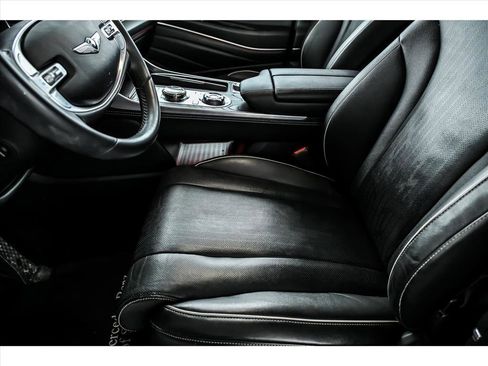 Used 2023 Genesis GV80 2.5T w/ Prestige Package image 11