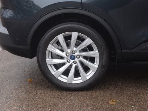 Used 2022 Ford Escape Titanium w/ Titanium Elite Package image 27