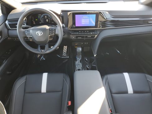 Certified 2025 Toyota Camry SE image 14