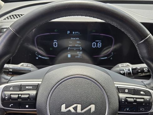 Certified 2023 Kia Sportage EX FWD image 29