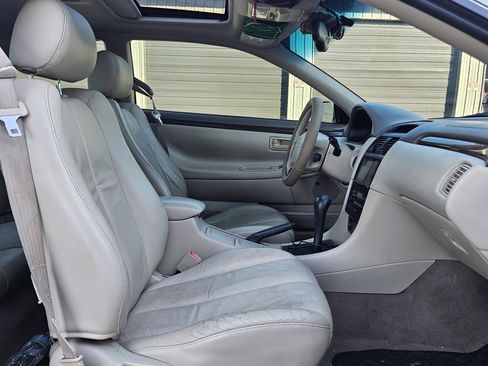Used 2000 Toyota Solara SE image 9