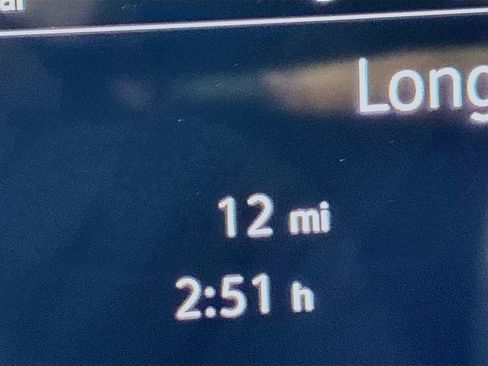 New 2025 Volkswagen Taos SE image 14