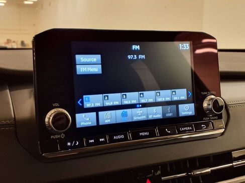 New 2025 Mitsubishi Outlander ES image 13