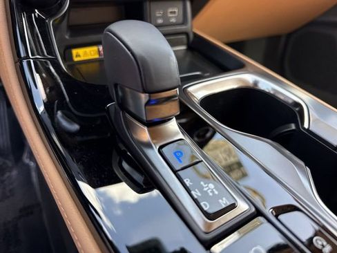 Used 2025 Lexus NX 250 FWD w/ Accessory Package (Z1) image 20