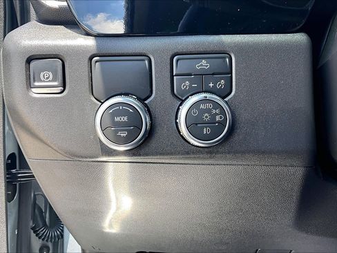 Used 2026 GMC Sierra 1500 Elevation w/ Elevation Select Package RWD image 36