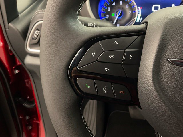 New 2026 Chrysler Pacifica Select w/ S Appearance Package FWD image 12