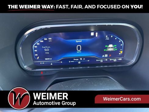 Used 2022 Chevrolet Suburban LT AWD/4WD image 15