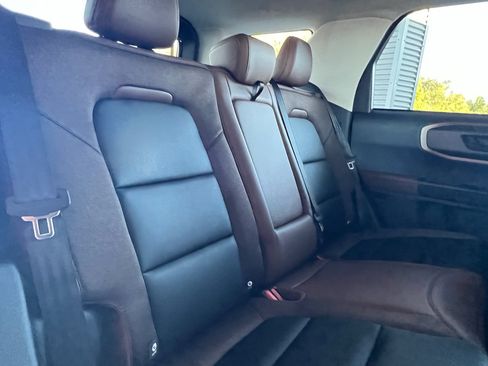 Used 2025 Ford Bronco Sport Outer Banks w/ Outer Banks Tech Package+ AWD/4WD image 17
