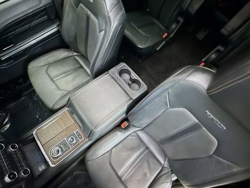 Used 2019 Ford Expedition Max Platinum image 23