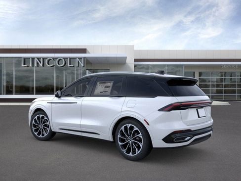 New 2026 Lincoln Nautilus Reserve AWD/4WD image 5