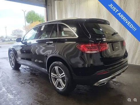 Used 2021 Mercedes-Benz GLC 300 4MATIC image 3