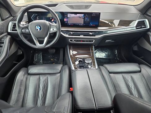 Used 2025 BMW X5 xDrive50e AWD/4WD image 19