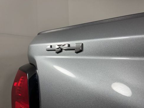 Certified 2024 GMC Canyon Elevation w/ Elevation Premium Package image 17