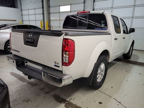 Used 2019 Nissan Frontier SV w/ Value Truck Package RWD image 3