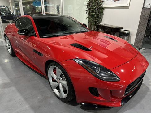 Used 2016 Jaguar F-TYPE R AWD/4WD image 12