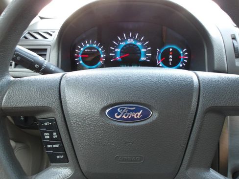 Used 2012 Ford Fusion S image 14