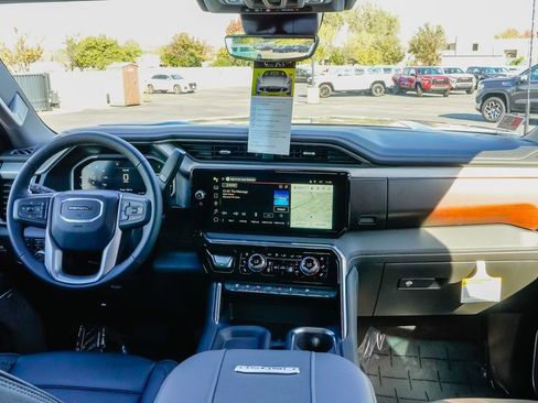 New 2026 GMC Sierra 3500 Denali w/ Denali Reserve Package image 13