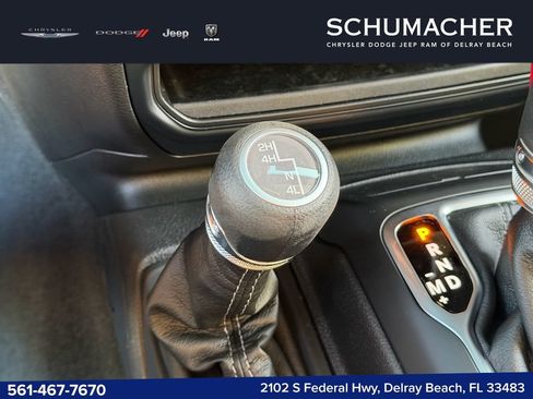 New 2026 Jeep Gladiator Sport AWD/4WD image 17