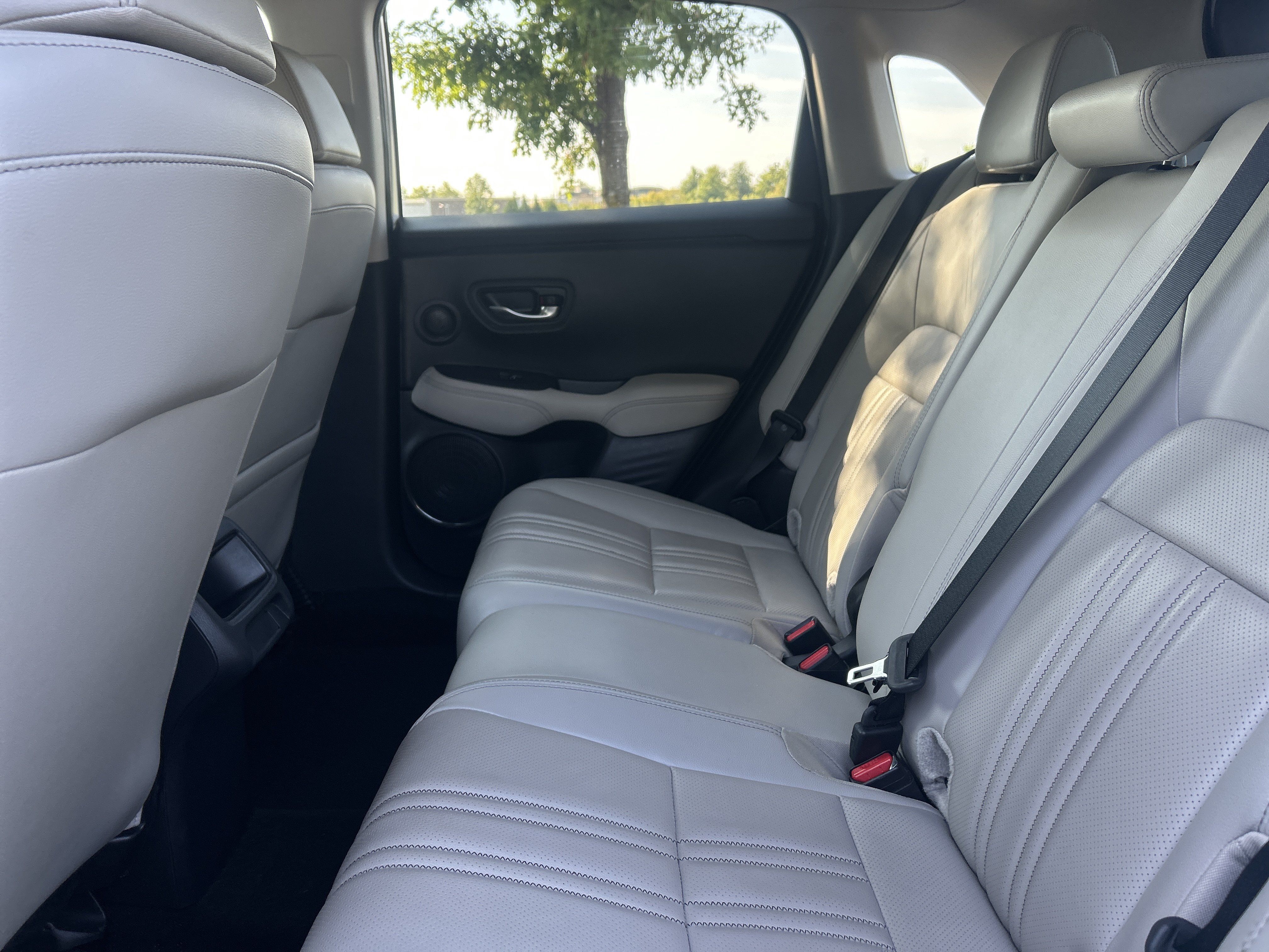 Certified 2025 Honda HR-V EX-L image 26