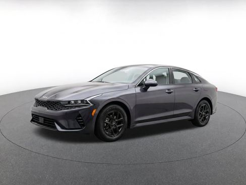Used 2025 Kia K5 LXS FWD image 4