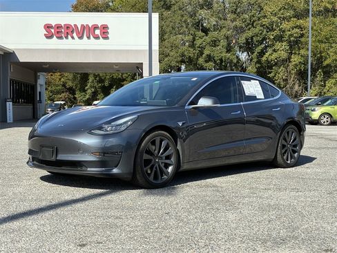 Used 2018 Tesla Model 3 Long Range image 7