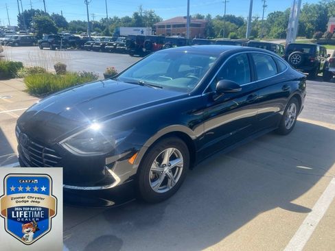 Used 2023 Hyundai Sonata SE w/ Preferred Accessory Package FWD image 1