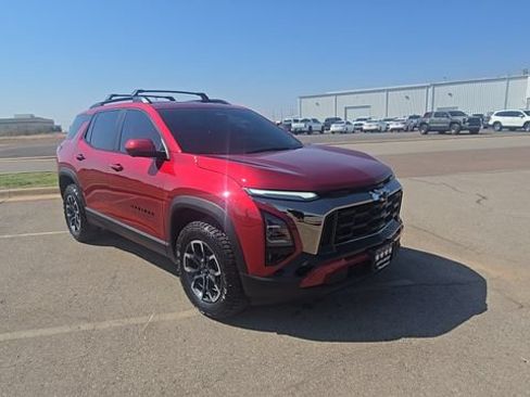 Used 2026 Chevrolet Equinox ACTIV w/ Convenience Package III FWD image 4