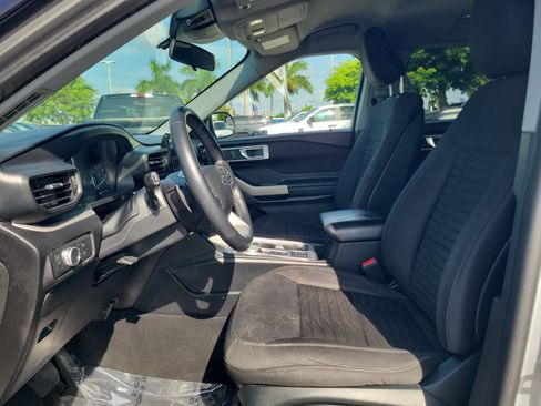 Used 2020 Ford Explorer XLT RWD image 22