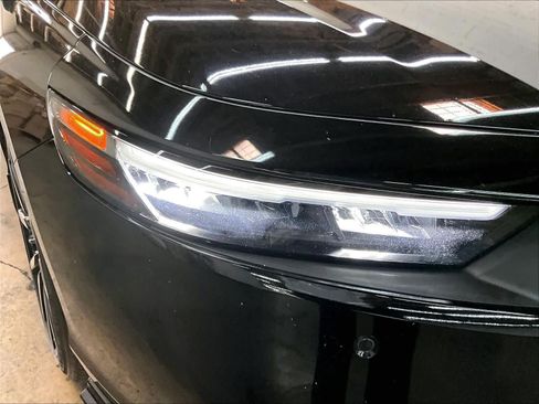 Used 2024 Honda Accord Touring image 31