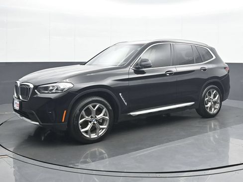 Used 2022 BMW X3 xDrive30i AWD/4WD image 2