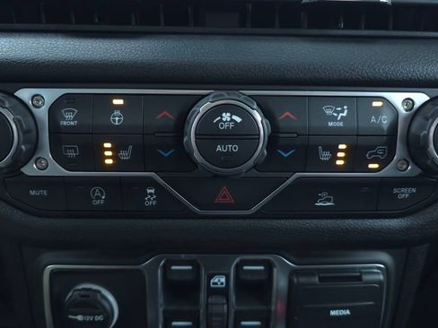 New 2026 Jeep Wrangler Unlimited Sport AWD/4WD image 32