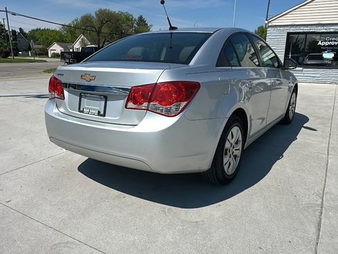 Used 2012 Chevrolet Cruze LS w/ Connectivity Package FWD image 5
