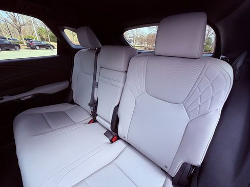 Certified 2025 Lexus RX 350 Premium w/ Accessory Package (Z1) image 16