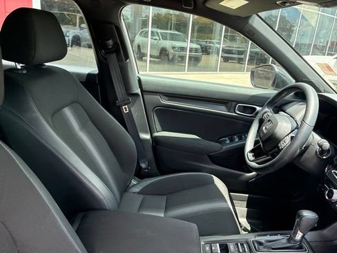 Used 2023 Honda Civic Sport image 10
