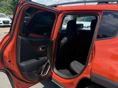 Used 2017 Jeep Renegade Sport w/ Power & Air Group AWD/4WD image 13