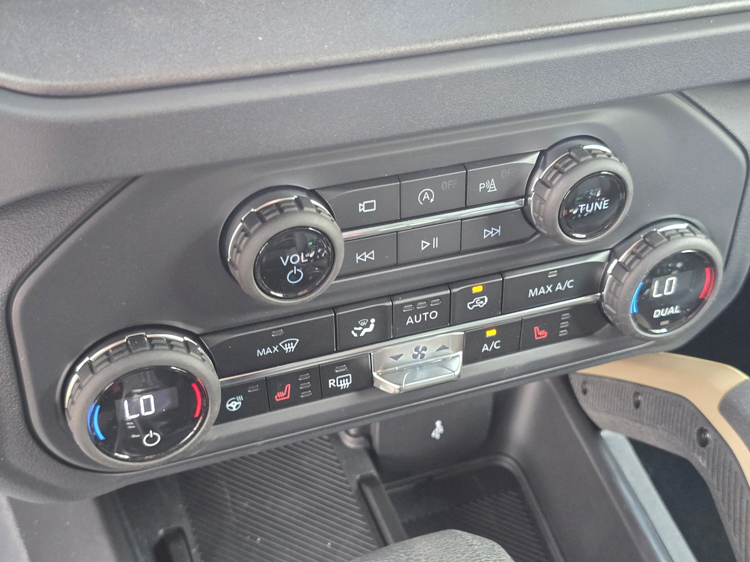 New 2026 Ford Bronco Badlands AWD/4WD image 20