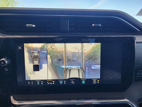 Used 2023 GMC Sierra 1500 Denali w/ Technology Package AWD/4WD image 55