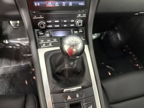 Certified 2017 Porsche 911 Carrera S RWD image 32