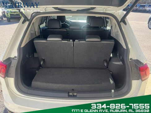 Used 2024 Volkswagen Tiguan SE image 26
