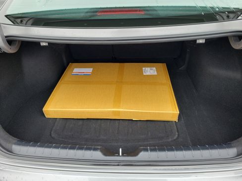 Used 2025 Kia K4 LXS image 8