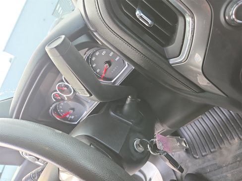 Used 2020 Chevrolet Silverado 1500 LT w/ Remote Start Package image 23