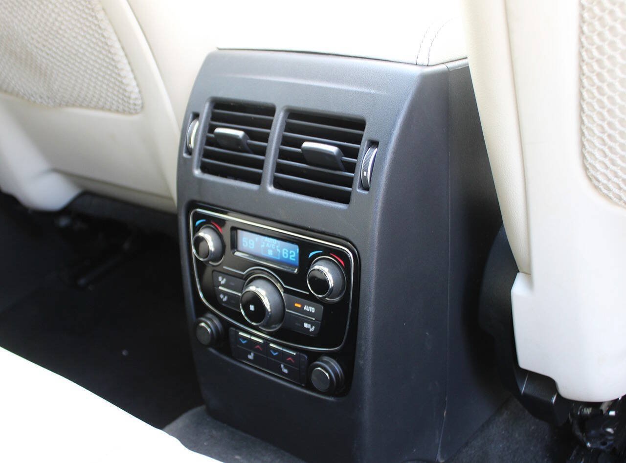 Used 2019 Jaguar F-PACE S AWD/4WD image 21