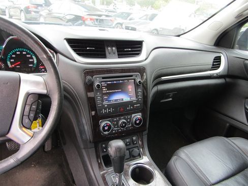 Used 2015 Chevrolet Traverse LTZ image 13